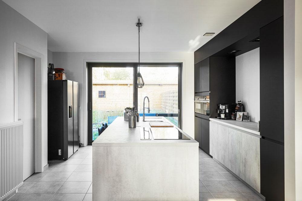 open keuken met beton look